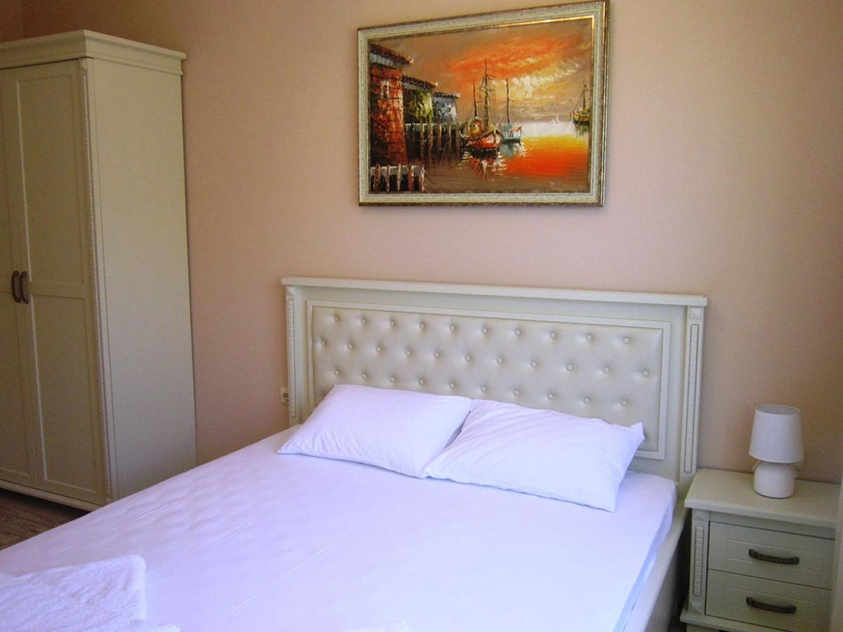 Aparthotel Artur Sveti Vlas Dış mekan fotoğraf