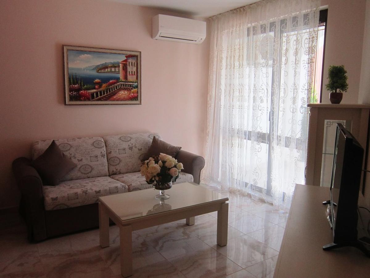 Aparthotel Artur Sveti Vlas Dış mekan fotoğraf
