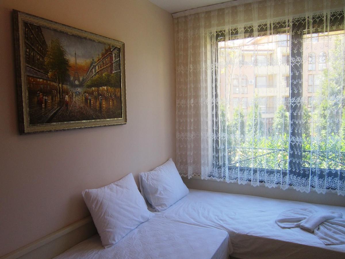 Aparthotel Artur Sveti Vlas Dış mekan fotoğraf